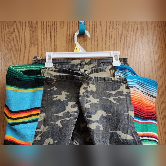 lucky and blessed camo serape flares 6 - Picture 3 of 6